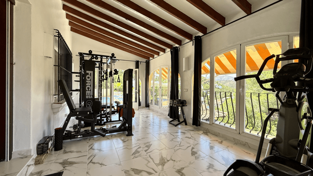 Exklusive Villa mit Pool und hochwertiger Ausstattung in Monte Pego