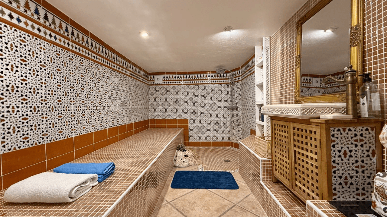 Mediterranes Anwesen am Monte Pego mit Gäste-Casita, zwei privaten Pools und vielseitigem Potenzial