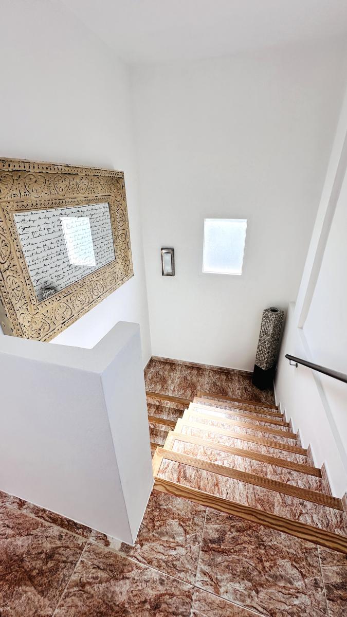 AS052003 - Hermoso ático completamente renovado con 3 terrazas y garaje, a solo 250 m del mar.