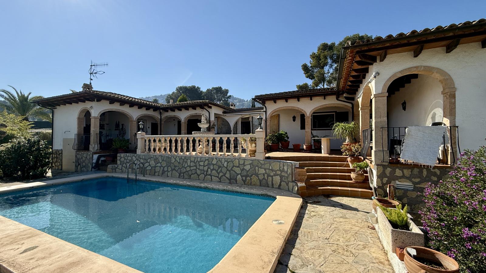 Casa estilo finca en Pedreguer – Urbanización La Sella