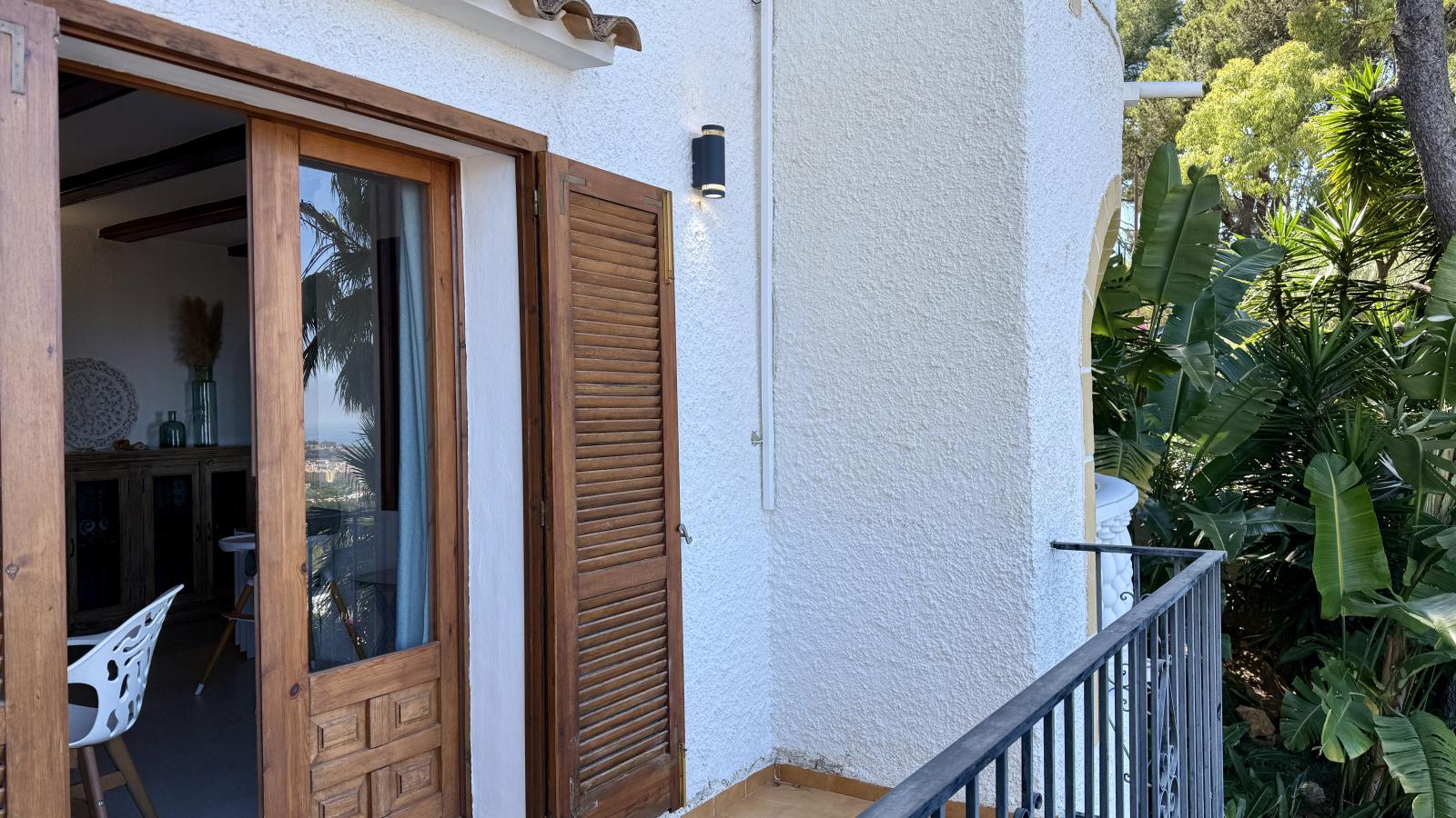 Villa exclusiva con vistas al mar, piscina infinity y espectacular zona exterior