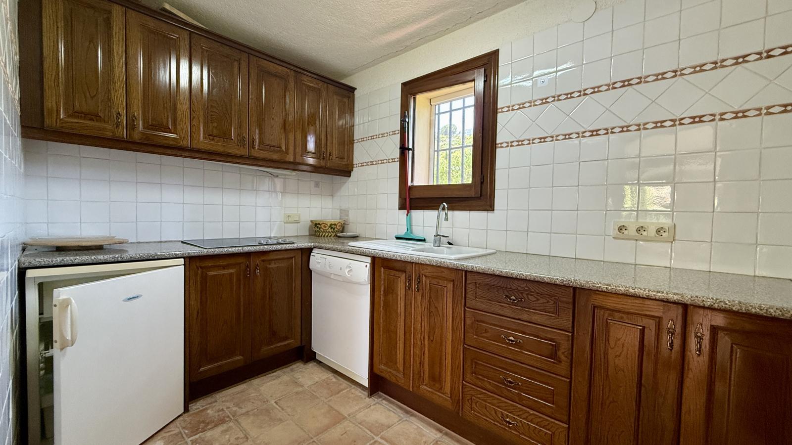 Exclusiva Villa con Piscina y Acabados de Alta Calidad en Monte Pego