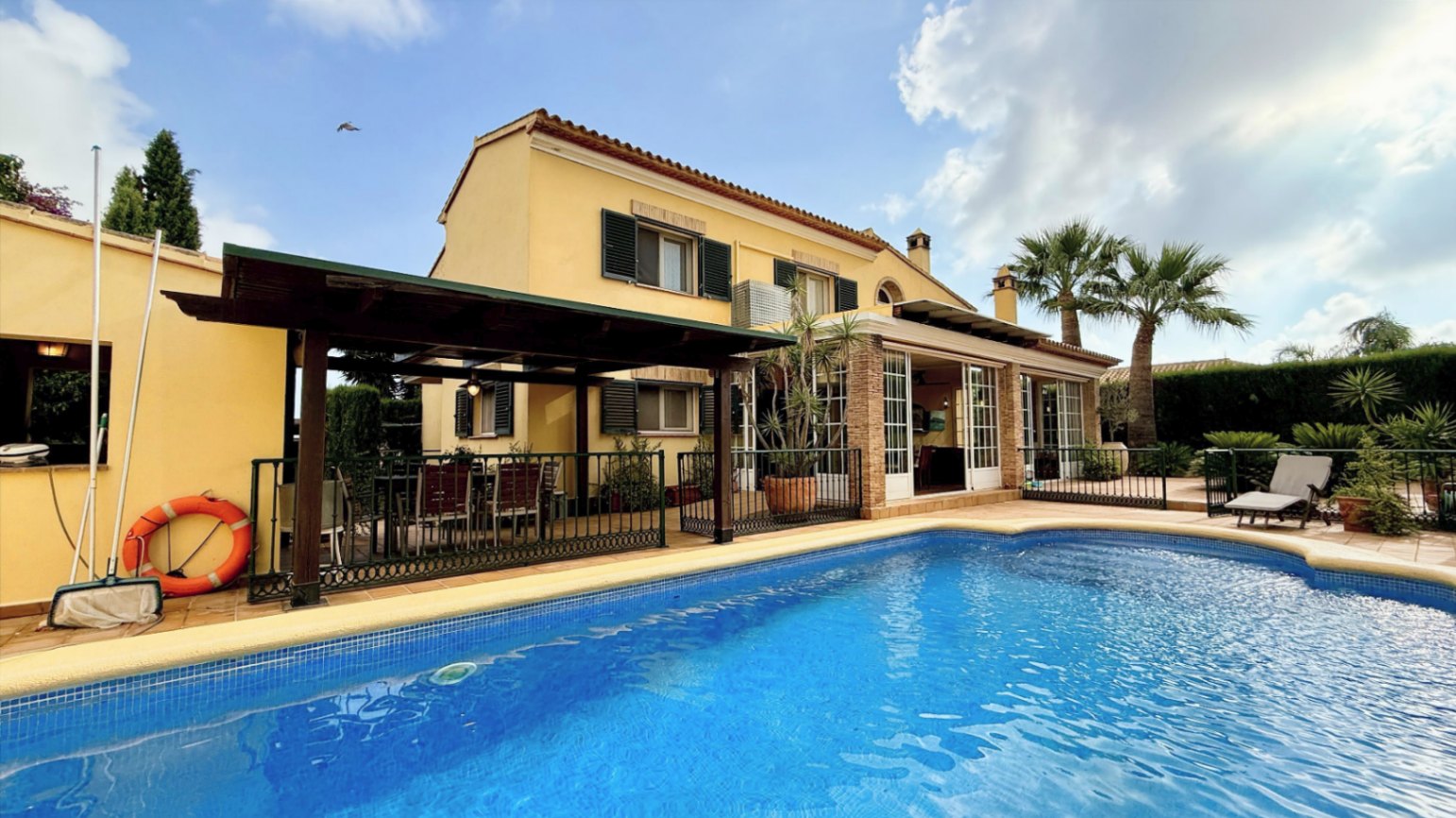 Grote villa op een toplocatie in Dénia