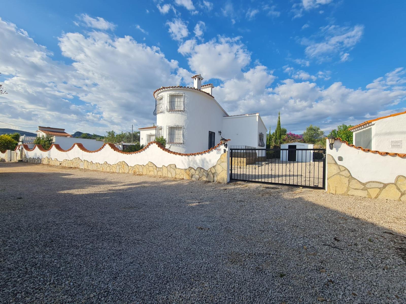 Schöne Freistehende Villa in Tormos