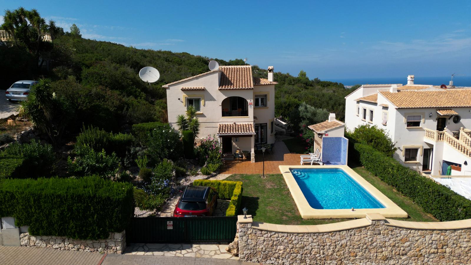 Große, mediterrane Familien- Villa mit Pool und 3 Schlafzimmern, in ruhiger Wohnlage von Rafol de Almunia